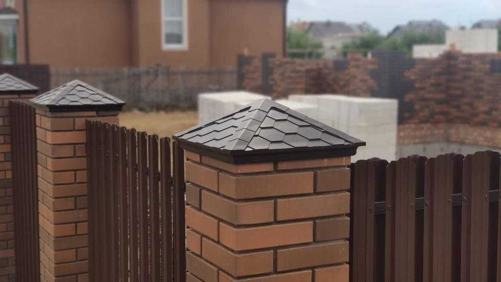 Колпак Zking Эверест Коричневый на столб 1.5х1.5 кирпича (390х390мм) в Ялте фото