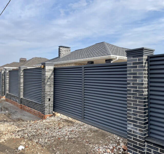 Колпак Zking Бона ХайТек Серый на столб 1.5х1.5 кирпича (385х385мм) в Ялте фото